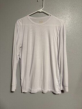 Men's M Thermal Shirt, 32 Degrees White, Silky/ Smooth Long Sleeve No Rips Tears